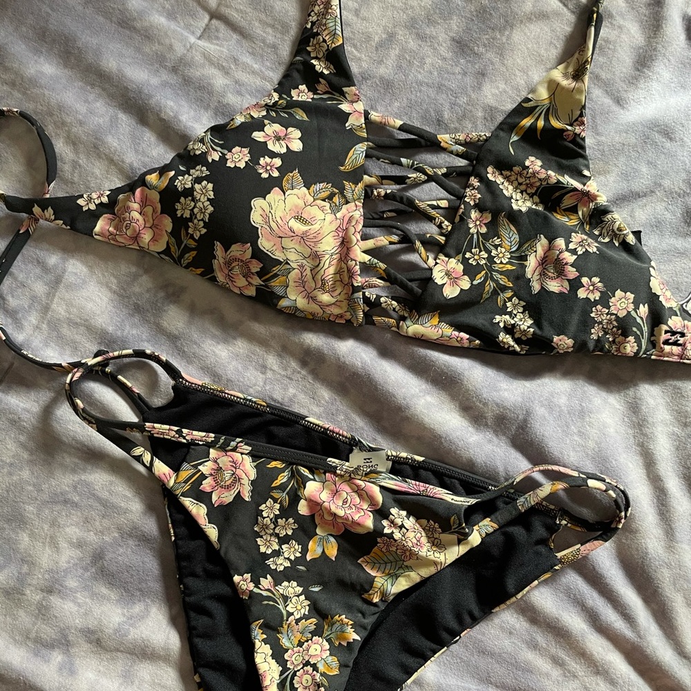 Billabong Bikini Top and Bottom